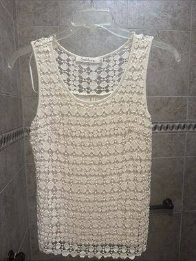 Solitaire Cream Crochet Scoop Neck Sleeveless Sweater